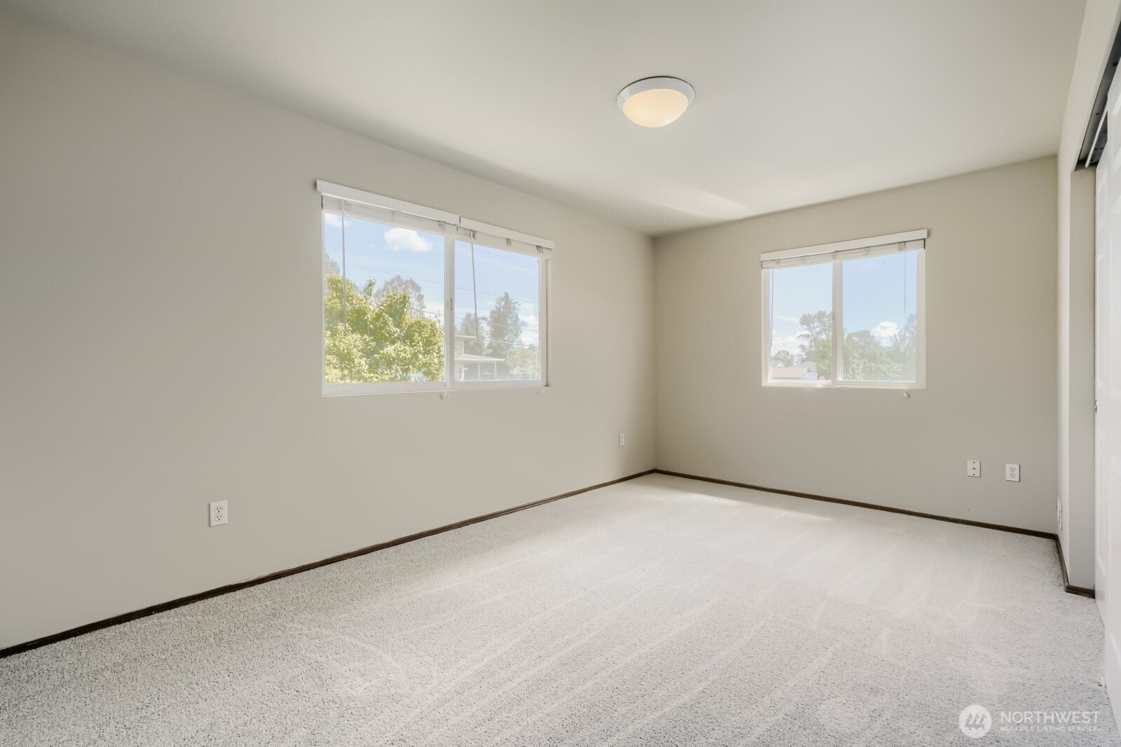 12224 58th Place South Seattle, WA 98178 - Photo 13 of 25