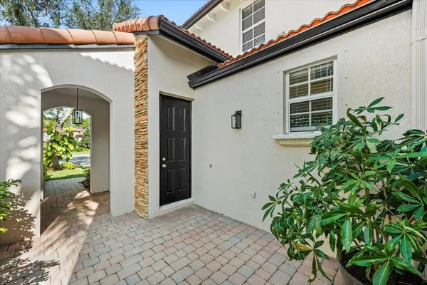 $1,425,000 | 2020 Graden Drive, Palm Beach Gardens, FL 33410