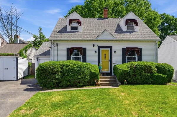 $469,900 | 69 Roger Williams Avenue, East Providence, RI 02916