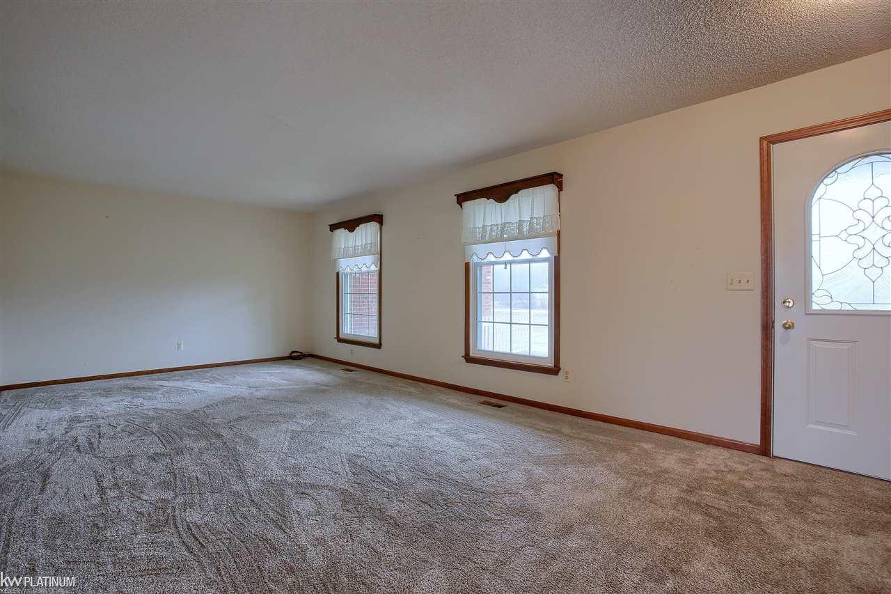 95 Stinson Road Memphis, MI 48041 - Photo 11 of 32 50067493-10.JPG