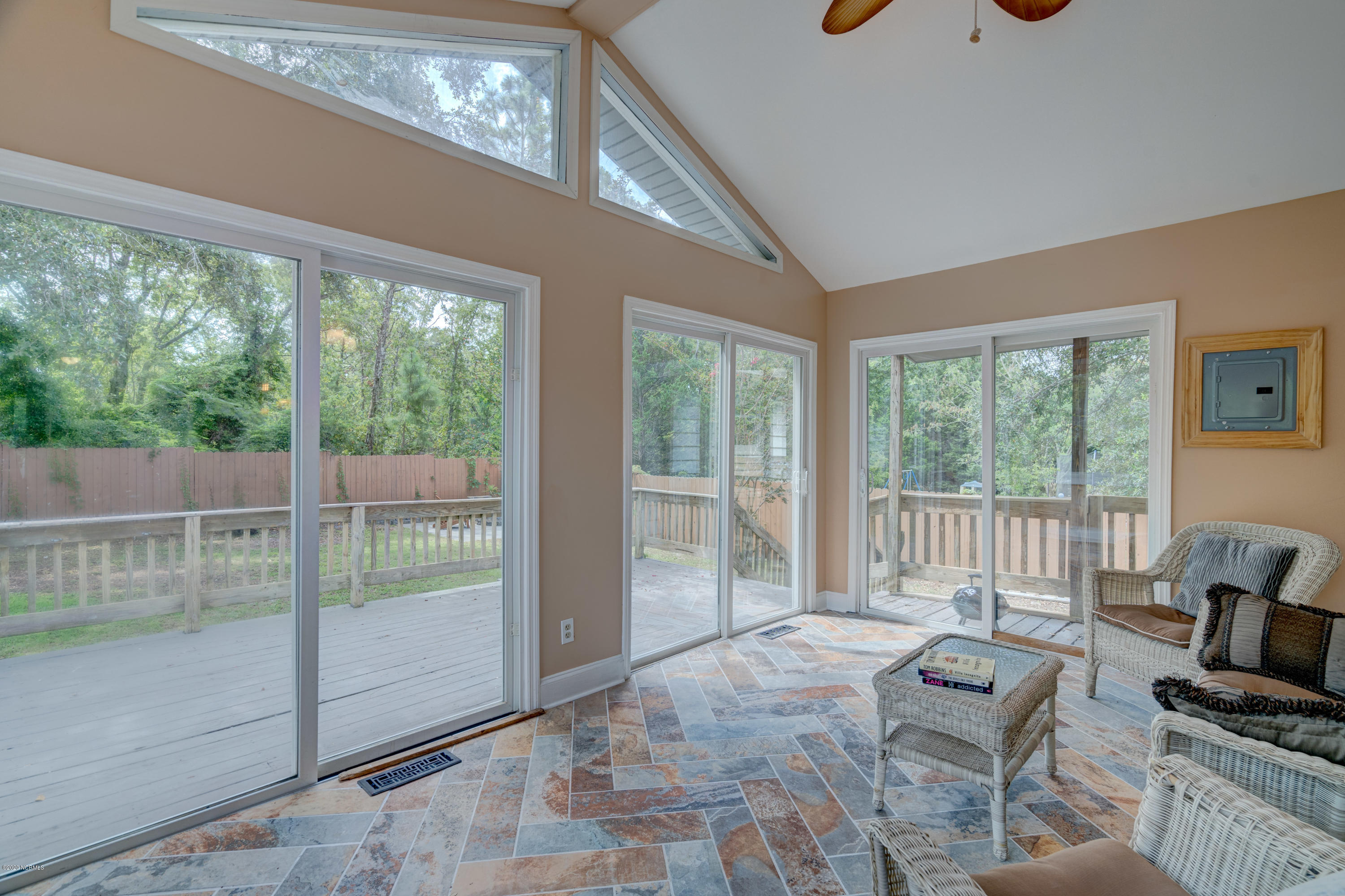 131 Albemarle Road Wilmington, NC 28405 - Photo 11 of 38 131AlbermarleEdit-26