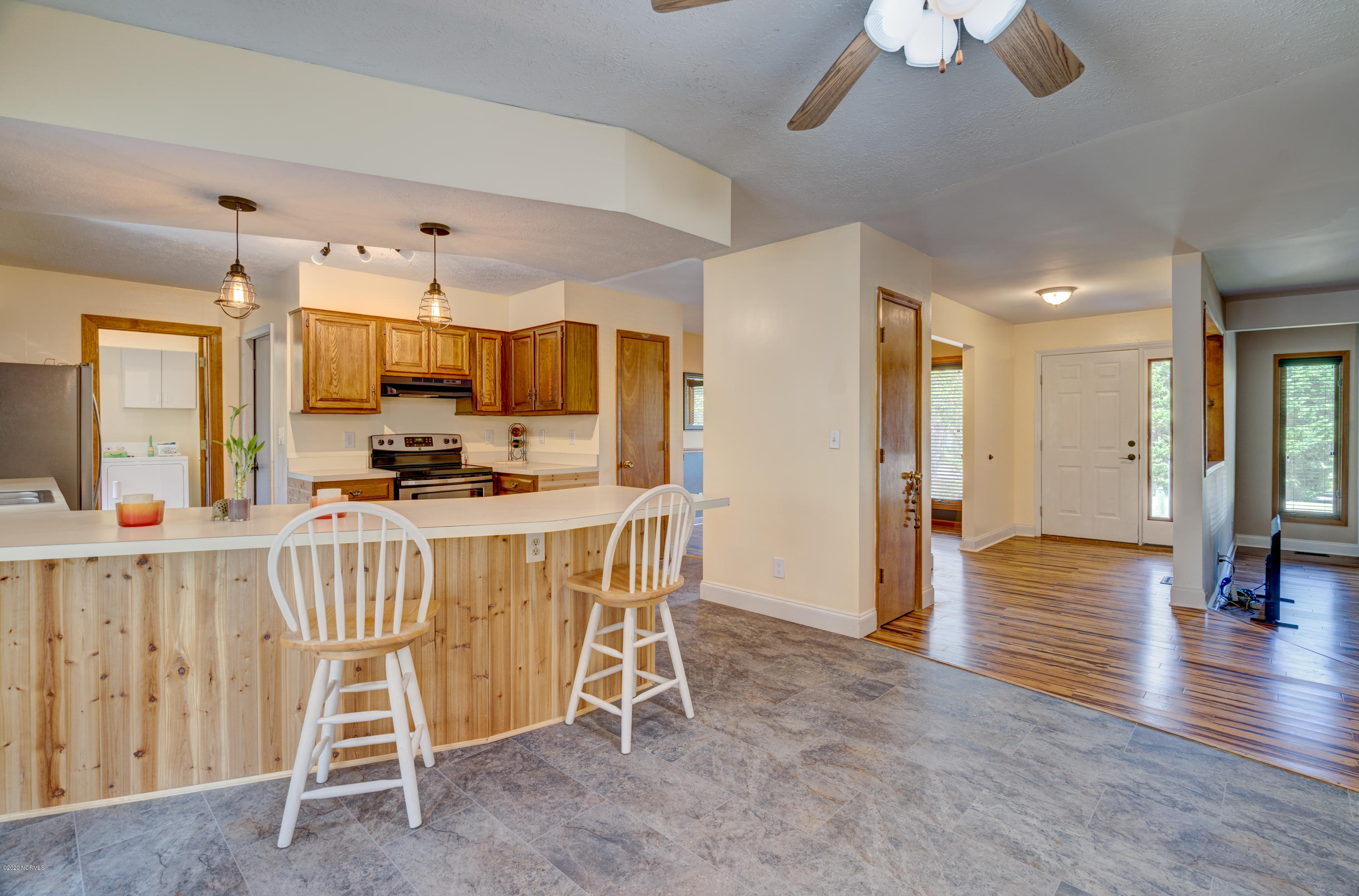 131 Albemarle Road Wilmington, NC 28405 - Photo 10 of 38 131AlbermarleEdit-25