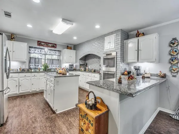 $3,250 | 4009 Villa Grove Drive, Dallas, TX 75287