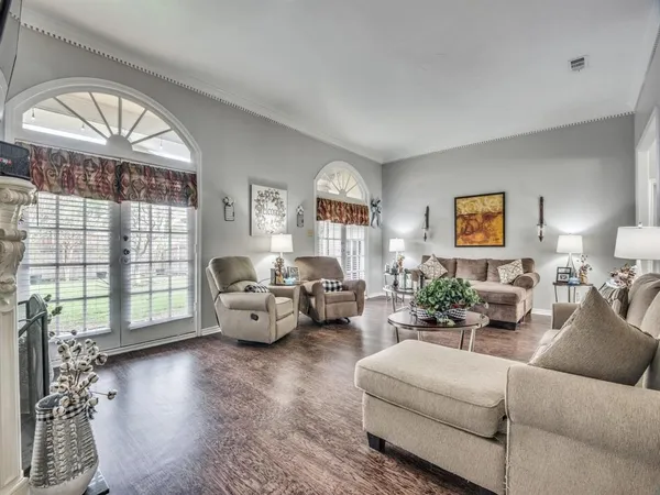 $3,250 | 4009 Villa Grove Drive, Dallas, TX 75287