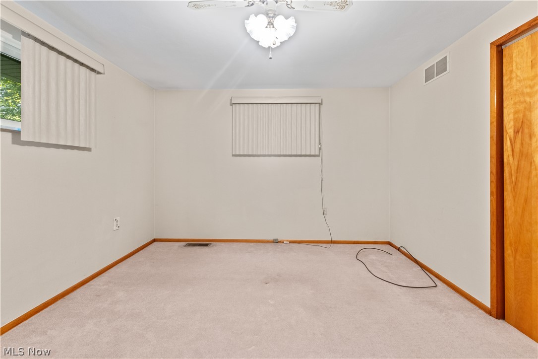 2082 Wylie Ridge Road Weirton, WV 26062 - Photo 17 of 35 Gallery Image 17
