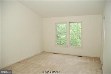 8002 Trevor Place Vienna, VA 22182 - Photo 3 of 7 Bedroom (Master)