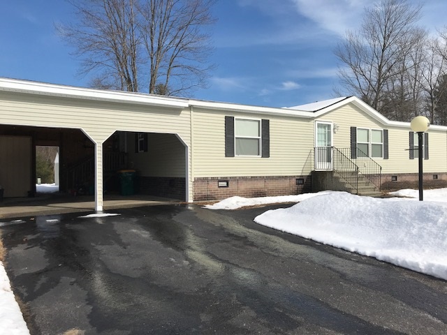16 Boysenberry Lane Rochester, NH 03867 - Photo 2 of 9