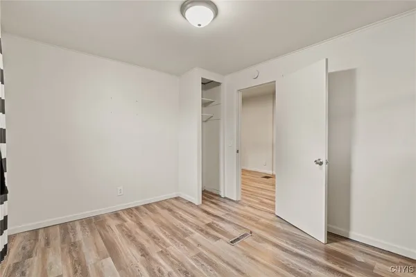 $1,249 | 1522 Valley Drive, Syracuse, NY 13207