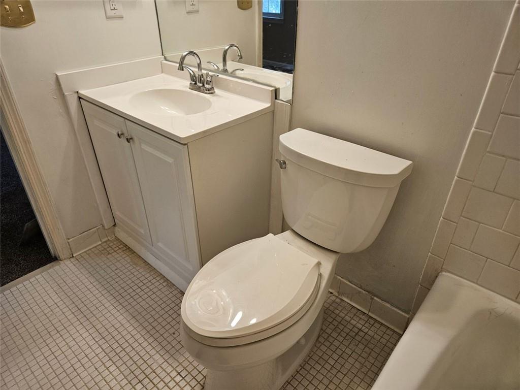 148 Glen Acres Court Decatur, GA 30035 - Photo 10 of 13