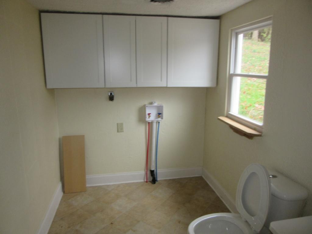 1816 Siam Road Elizabethton, TN 37643 - Photo 13 of 14 Photo 13