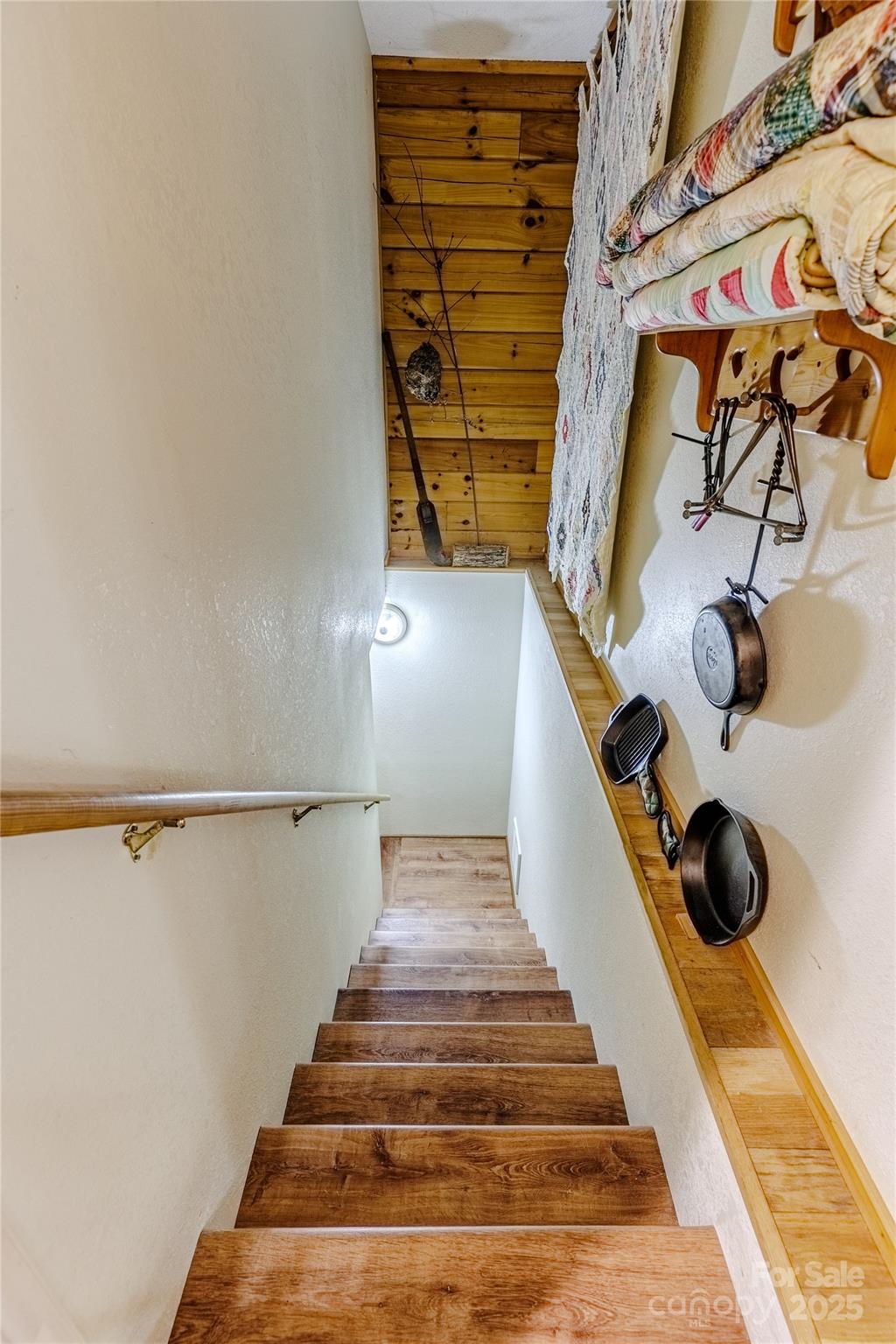 701 Treehouse Road Whittier, NC 28789 - Photo 26 of 36 Gallery Image 26