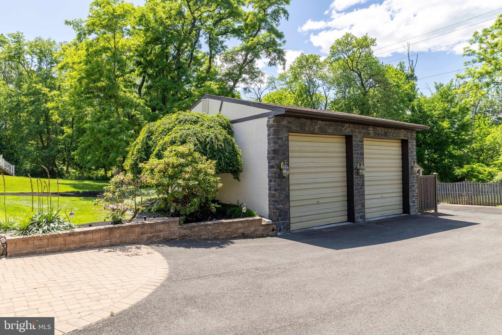1790 Twining Road Willow Grove, PA 19090 - Photo 33 of 46 Detached Garage