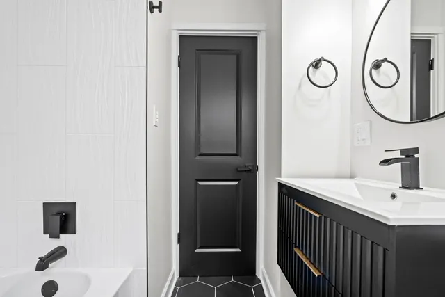 $429,999 | 6444 28th Place, Berwyn, IL 60402