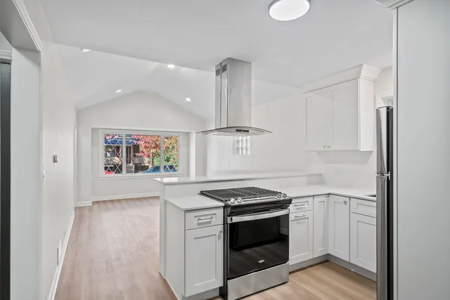 $429,999 | 6444 28th Place, Berwyn, IL 60402