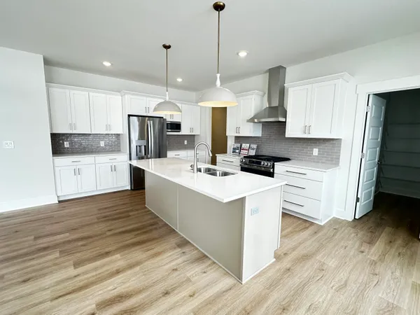 $669,900 | 1710 Round Barn Drive, Hudsonville, MI 49426