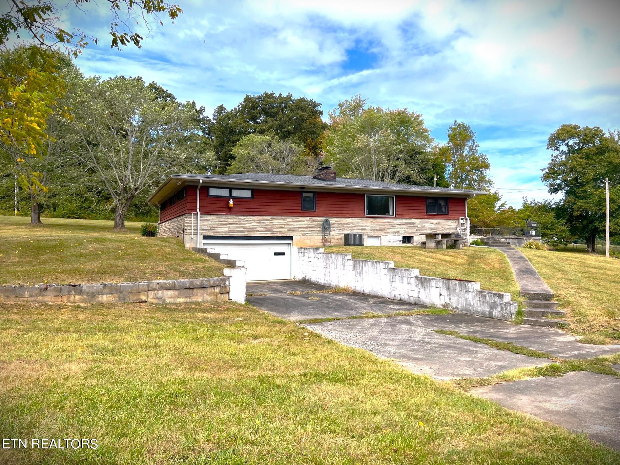 1625 Rickman Road Livingston, TN 38570 - Photo 43 of 44 IMG_9048 (1)