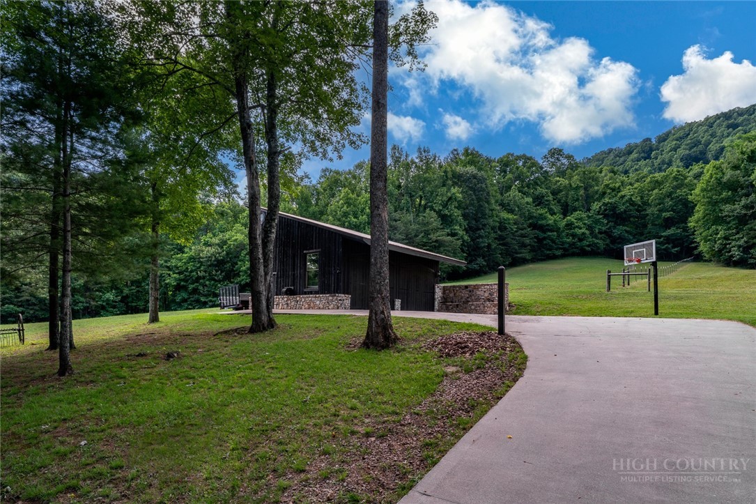5712 Summit Road Purlear, NC 28665 - Photo 49 of 50
