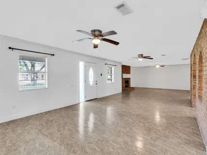 $425,000 | 3413 County Road 326, Alvin, TX 77511