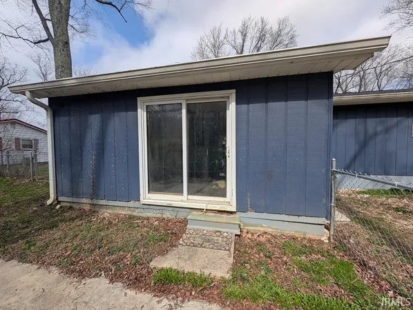 $133,000 | 8106 Highway 50, Mitchell, IN 47446