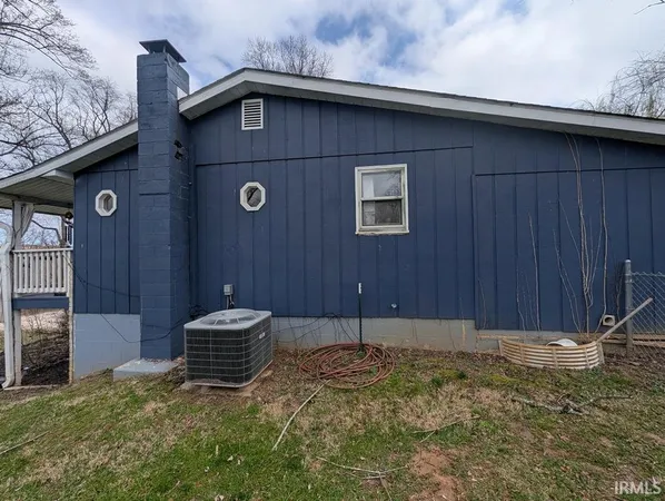 $133,000 | 8106 Highway 50, Mitchell, IN 47446