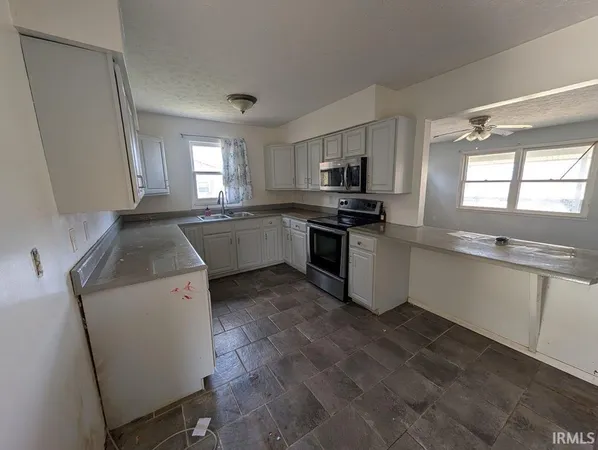 $133,000 | 8106 Highway 50, Mitchell, IN 47446