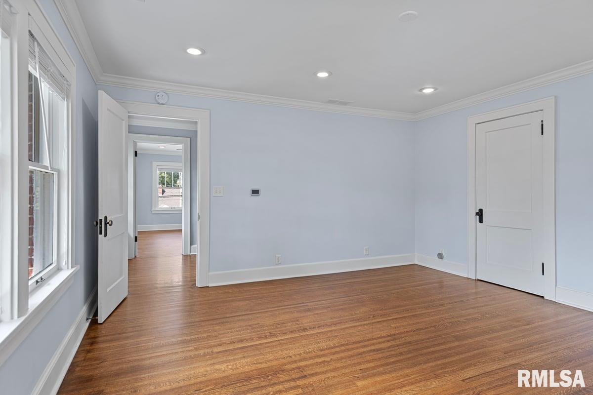 1835 Mound Road Jacksonville, IL 62650 - Photo 27 of 48