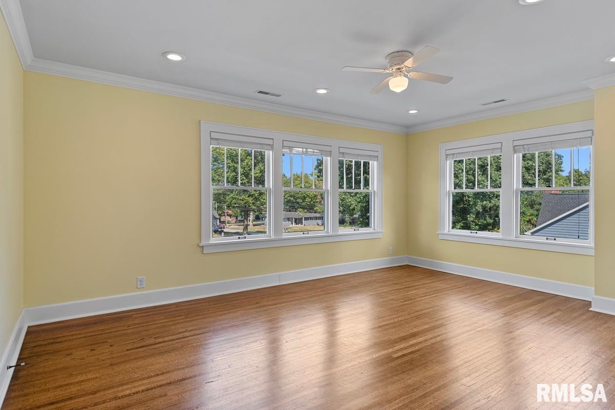 1835 Mound Road Jacksonville, IL 62650 - Photo 38 of 48