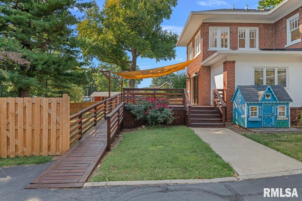 1835 Mound Road Jacksonville, IL 62650 - Photo 43 of 48