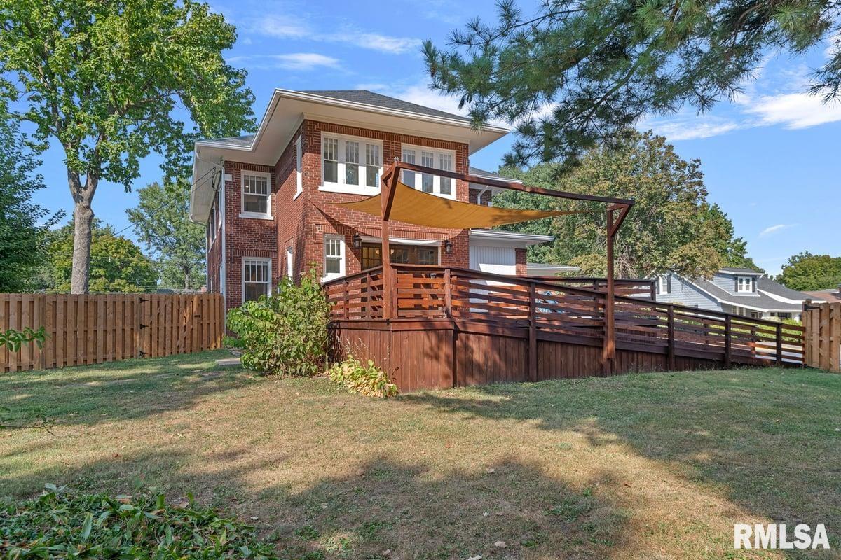 1835 Mound Road Jacksonville, IL 62650 - Photo 45 of 48