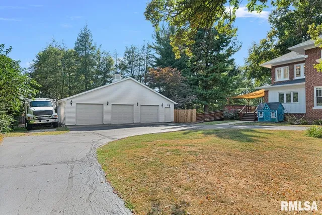 $439,900 | 1835 Mound Road, Jacksonville, IL 62650