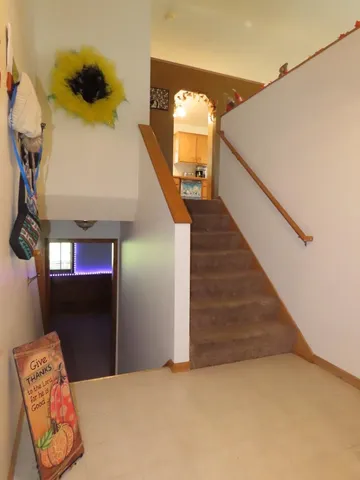 $279,900 | 1001 Lincoln Circle, Braham, MN 55006