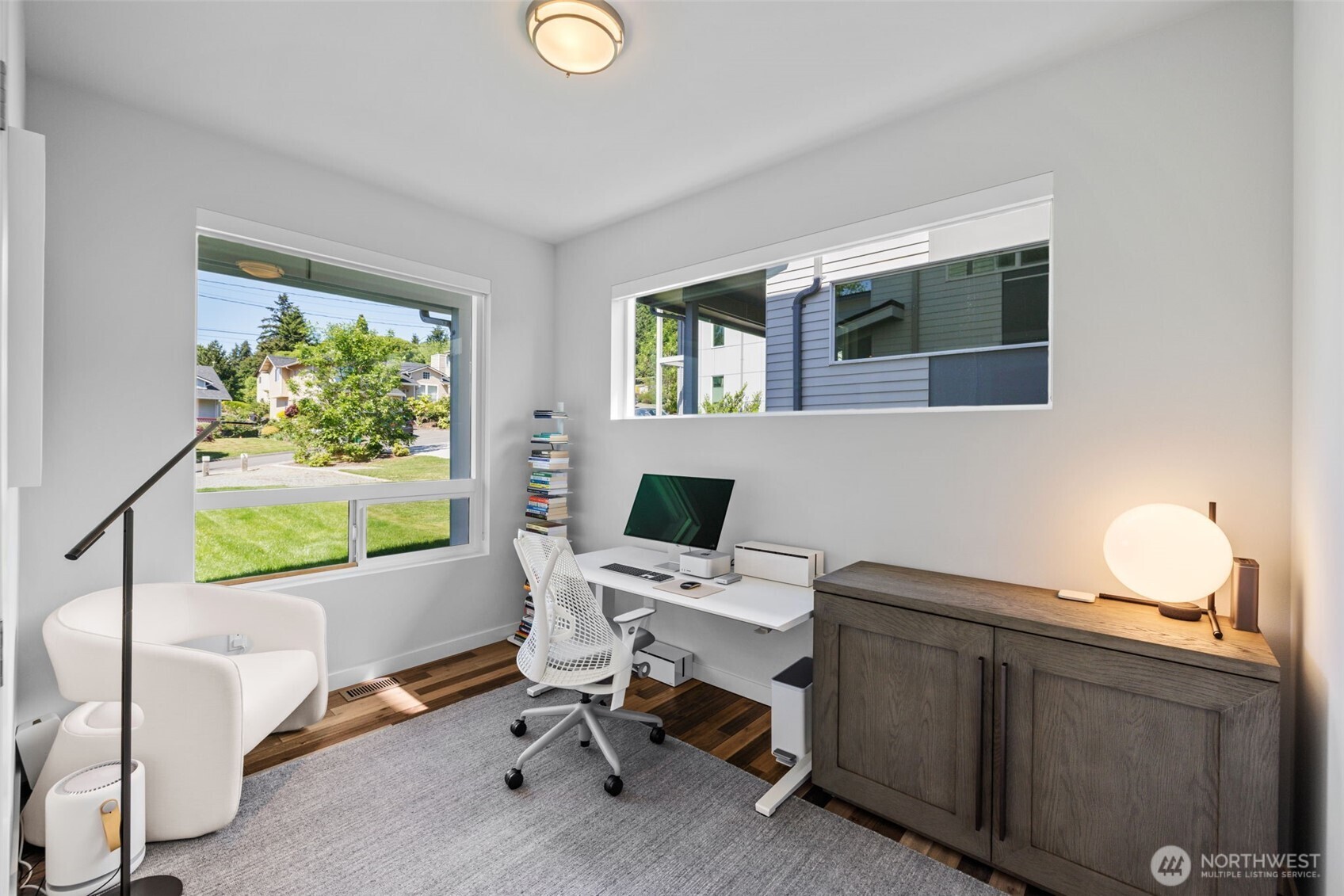 2627 Southwest 100th Street Seattle, WA 98146 - Photo 12 of 34