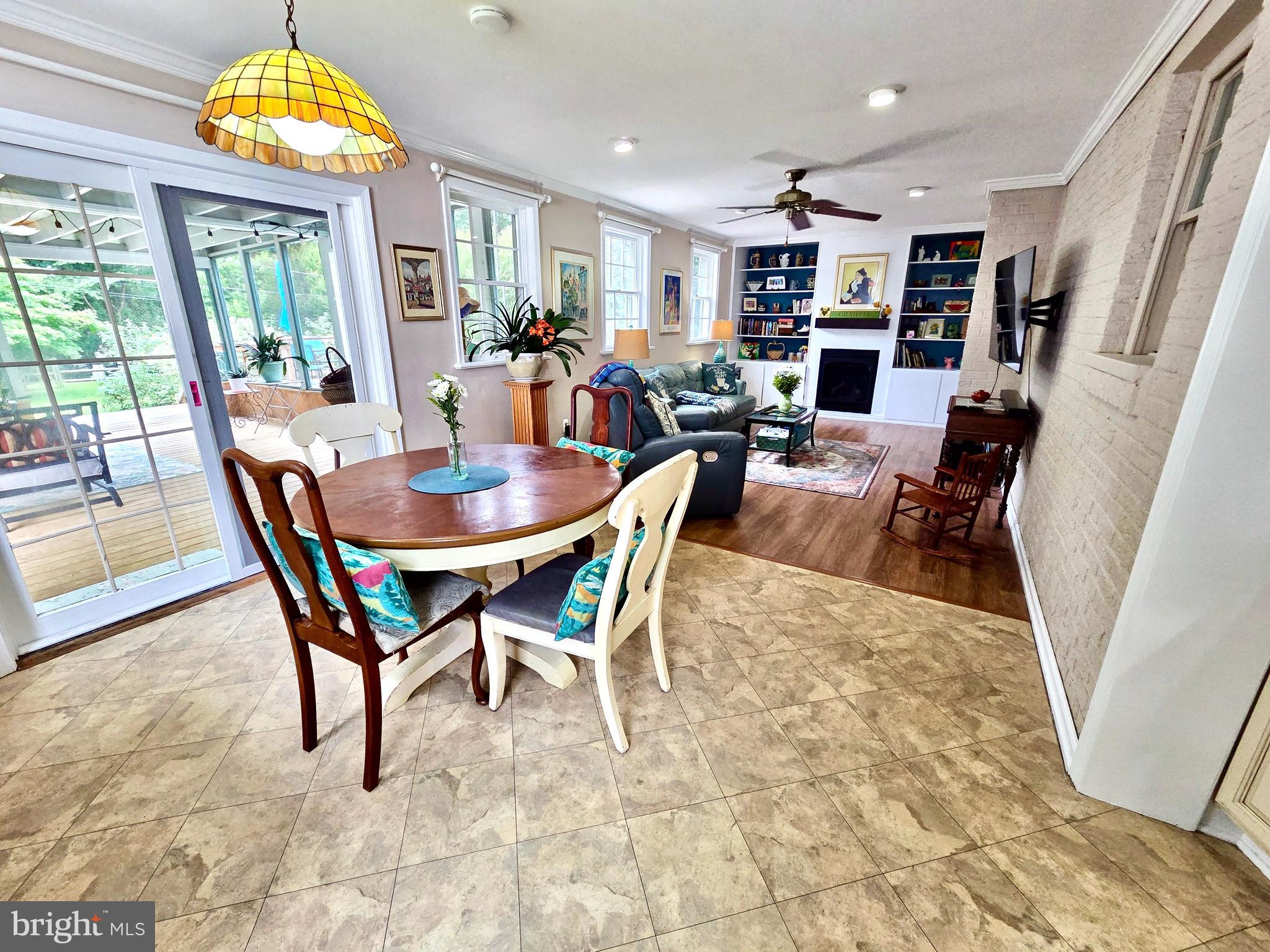310 Butler Road Springfield, PA 19064 - Photo 15 of 36 Breakfast Room w Slider to Deck