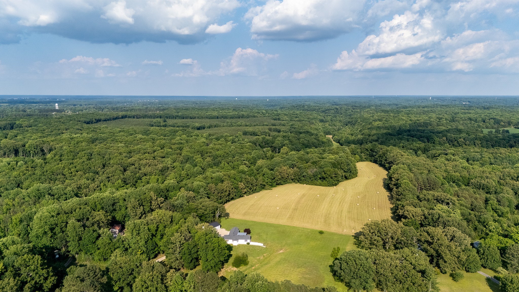 876 West Point Road Lawrenceburg, TN 38464 - Photo 33 of 42 a view of a lake and mountain