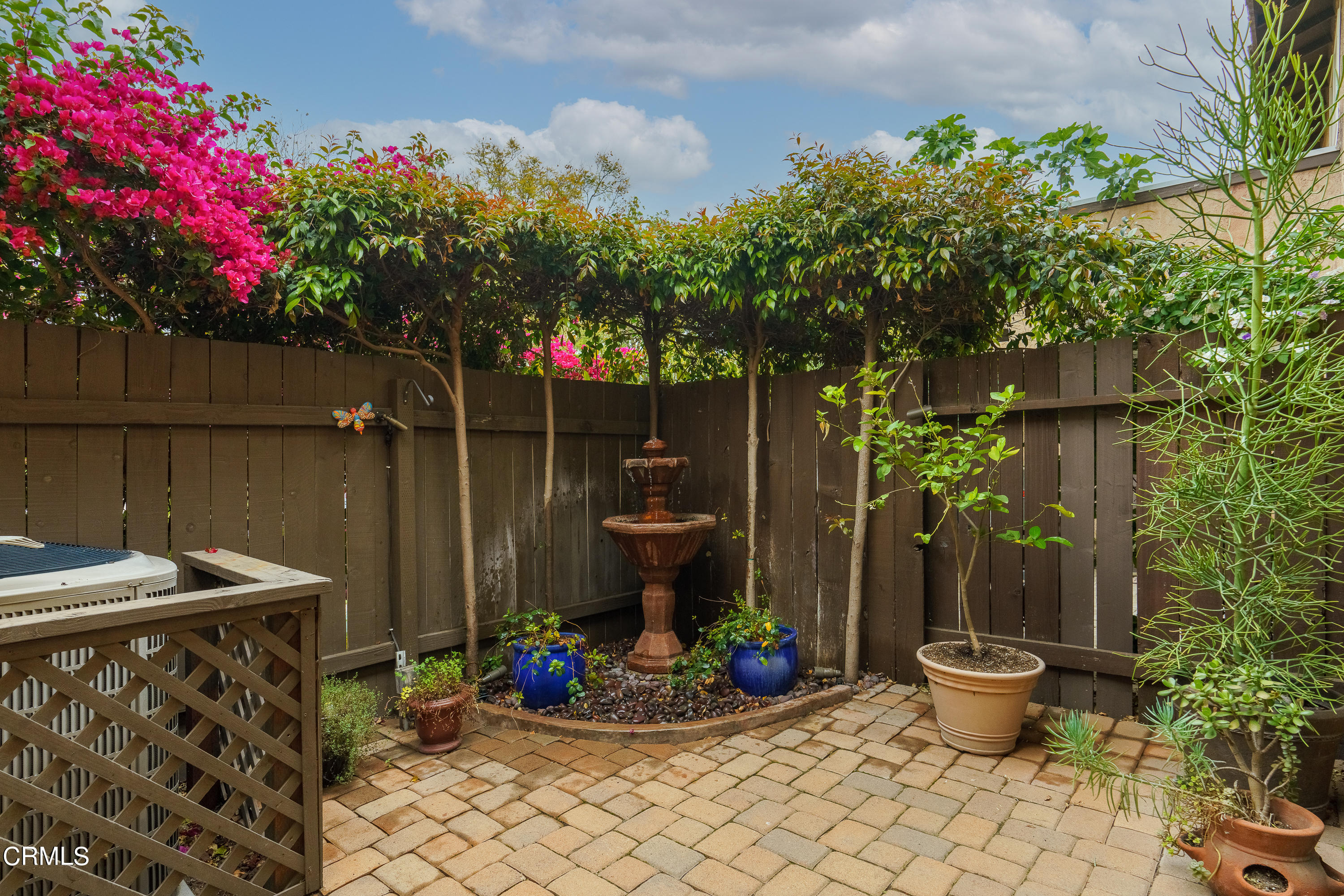 1102 Calle Adra Duarte, CA 91010 - Photo 17 of 30 a view of a backyard with plants and plants