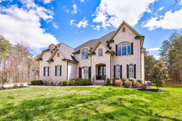 $1,350,000 | 7810 Neugent Drive, Kernersville, NC 27284