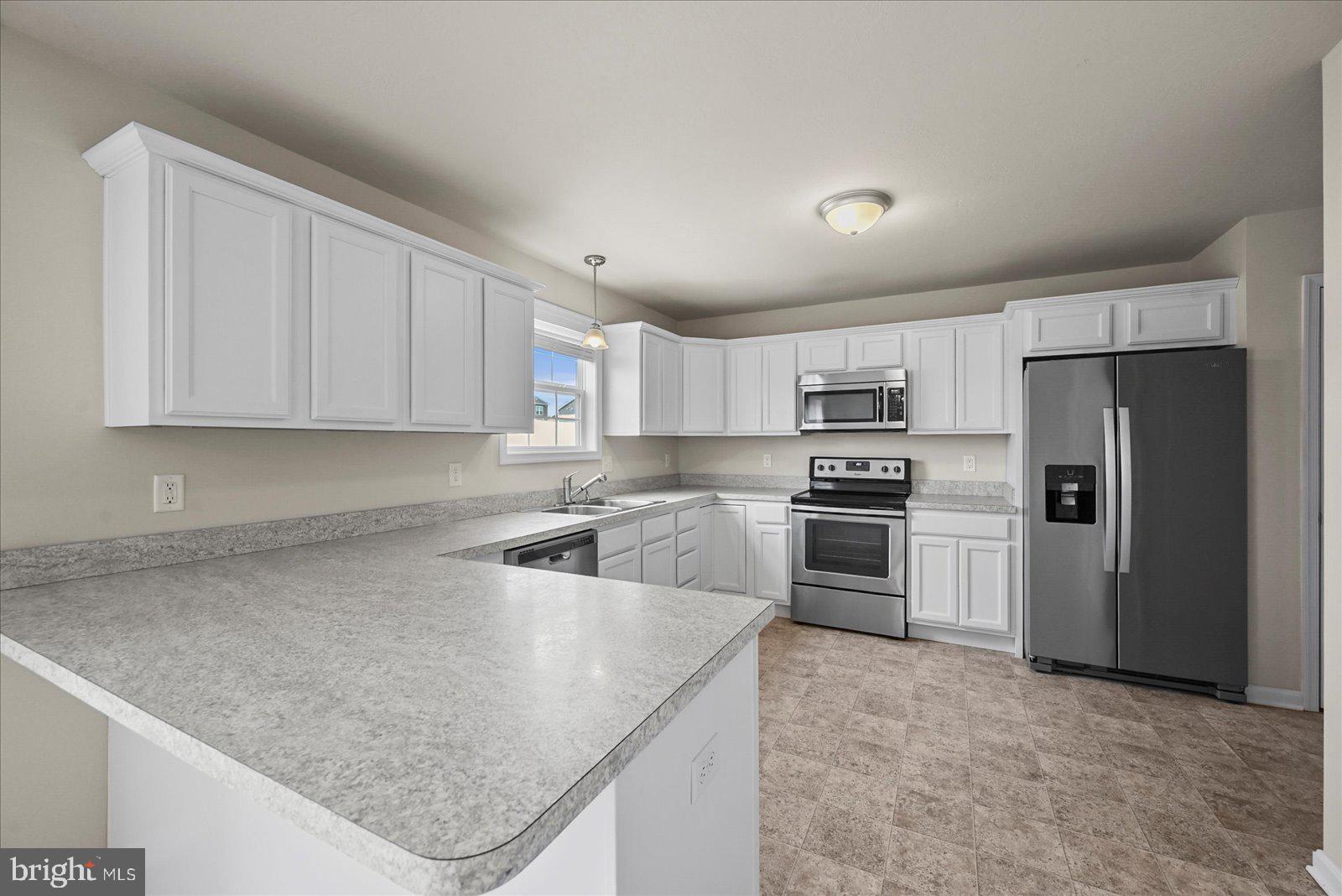 323 Maple Drive Hanover, PA 17331 - Photo 17 of 41 Gallery Image 17