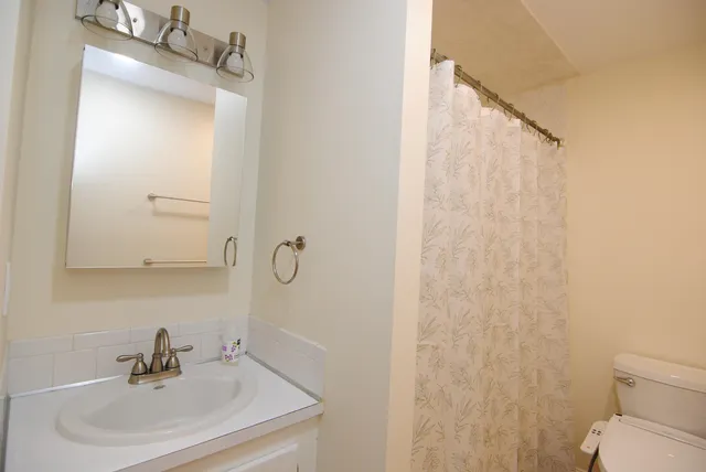 $2,625 | 31 Cannongate III Road, Unit 3, Nashua, NH 03063