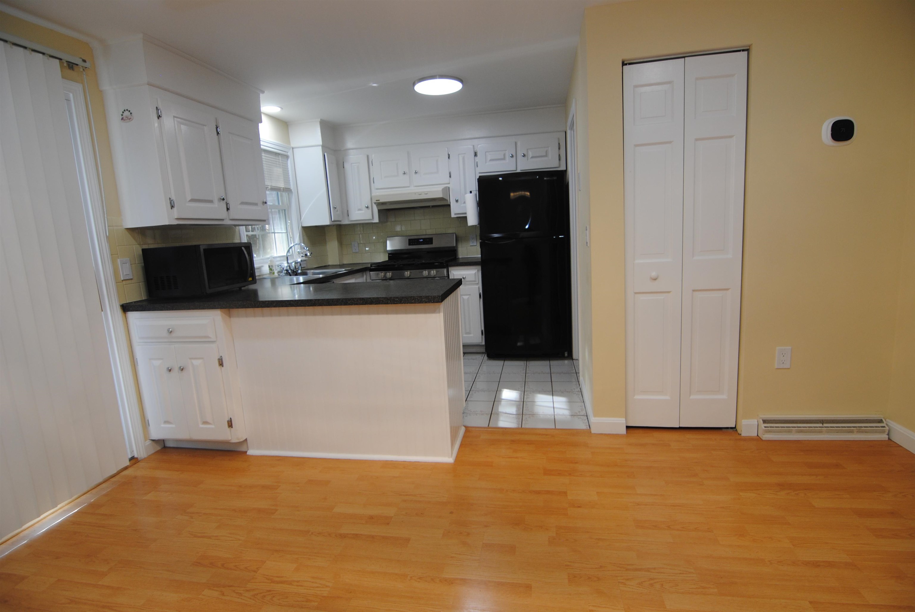 31 Cannongate III Road, Unit 3 Nashua, NH 03063 - Photo 5 of 32