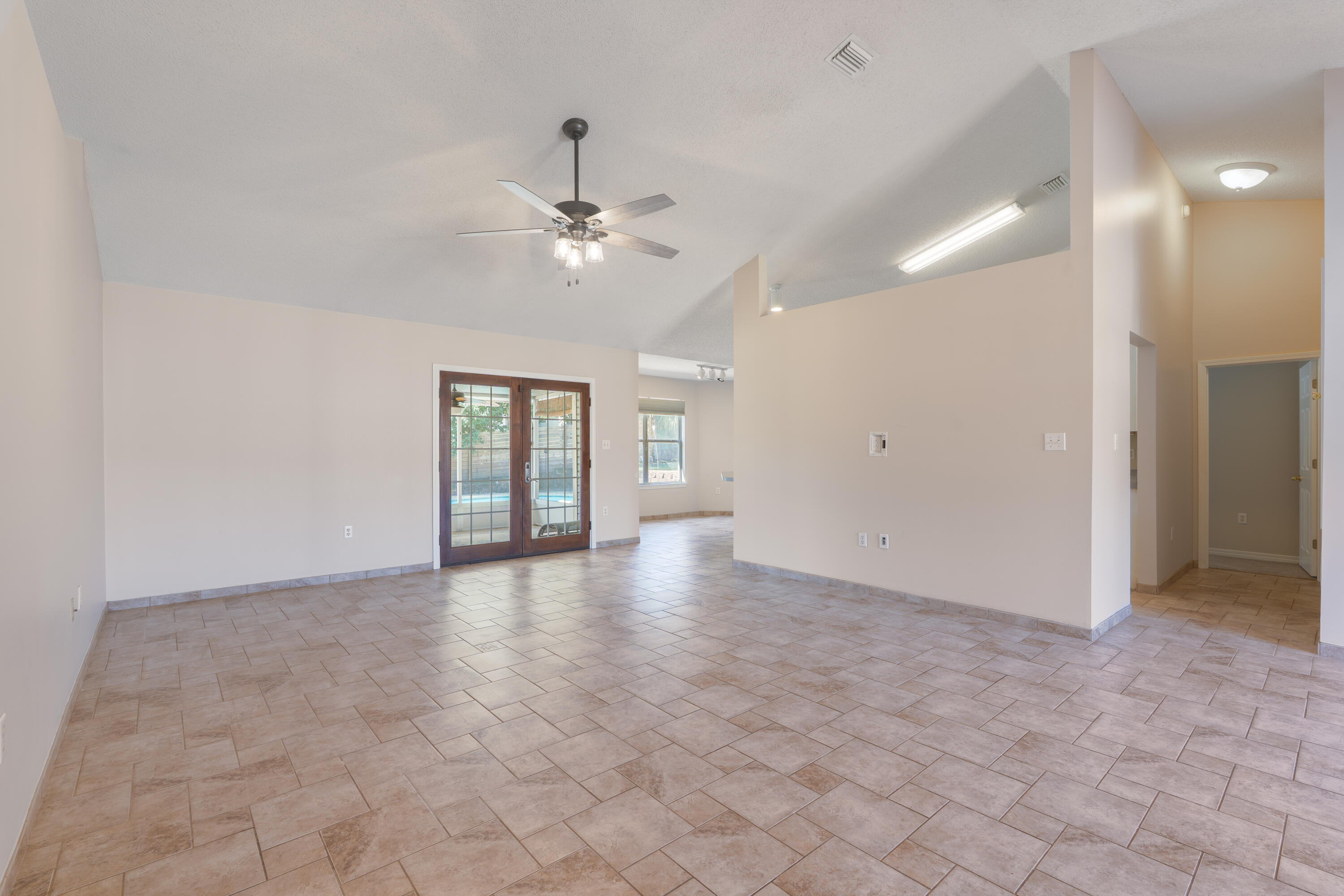 4759 Connor Drive Crestview, FL 32539 - Photo 5 of 35 Connor Drive-5