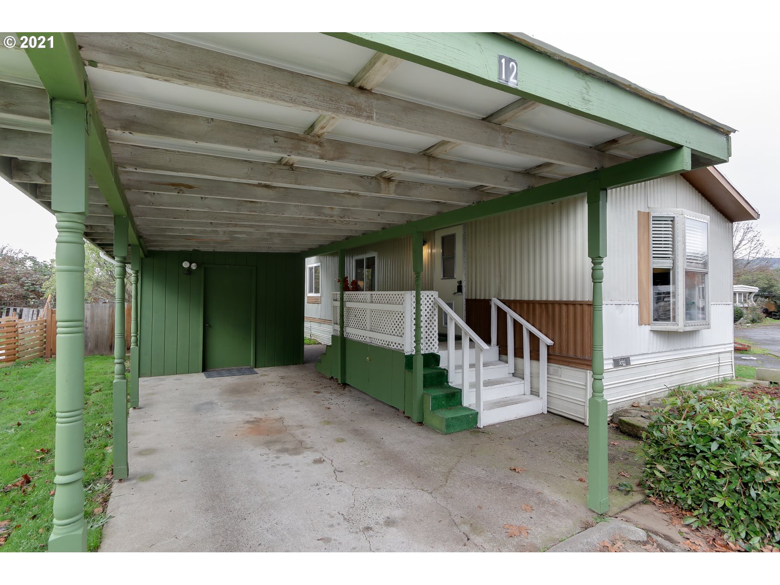 7080 Thurston Road, Unit SP 12 Springfield, OR 97478 - Photo 3 of 22