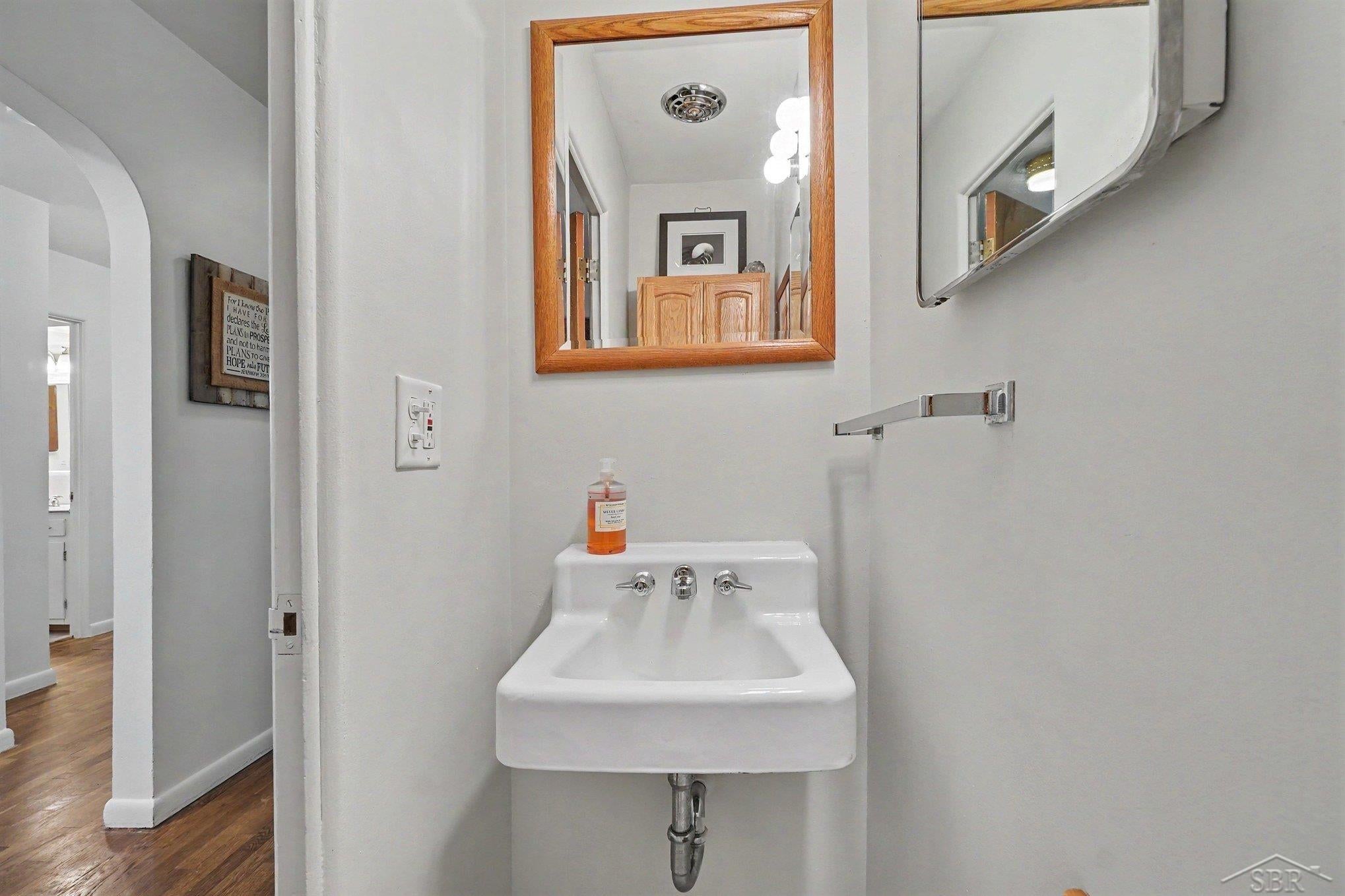 1609 North Center Road Saginaw, MI 48638 - Photo 15 of 28 Gallery Image 15