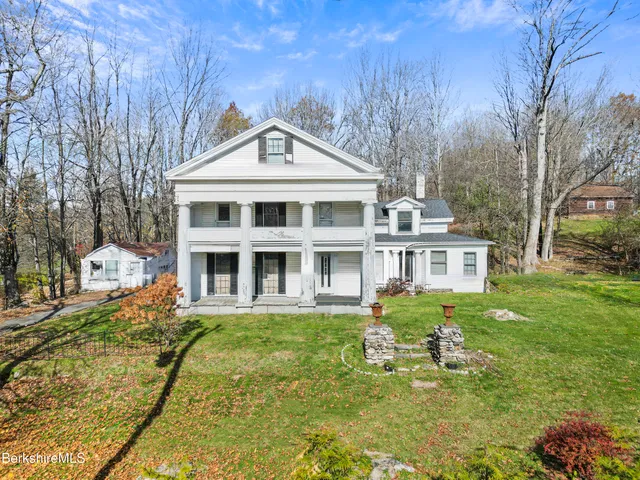 $165,000 | 469 Maple Street, Hinsdale, MA 01235