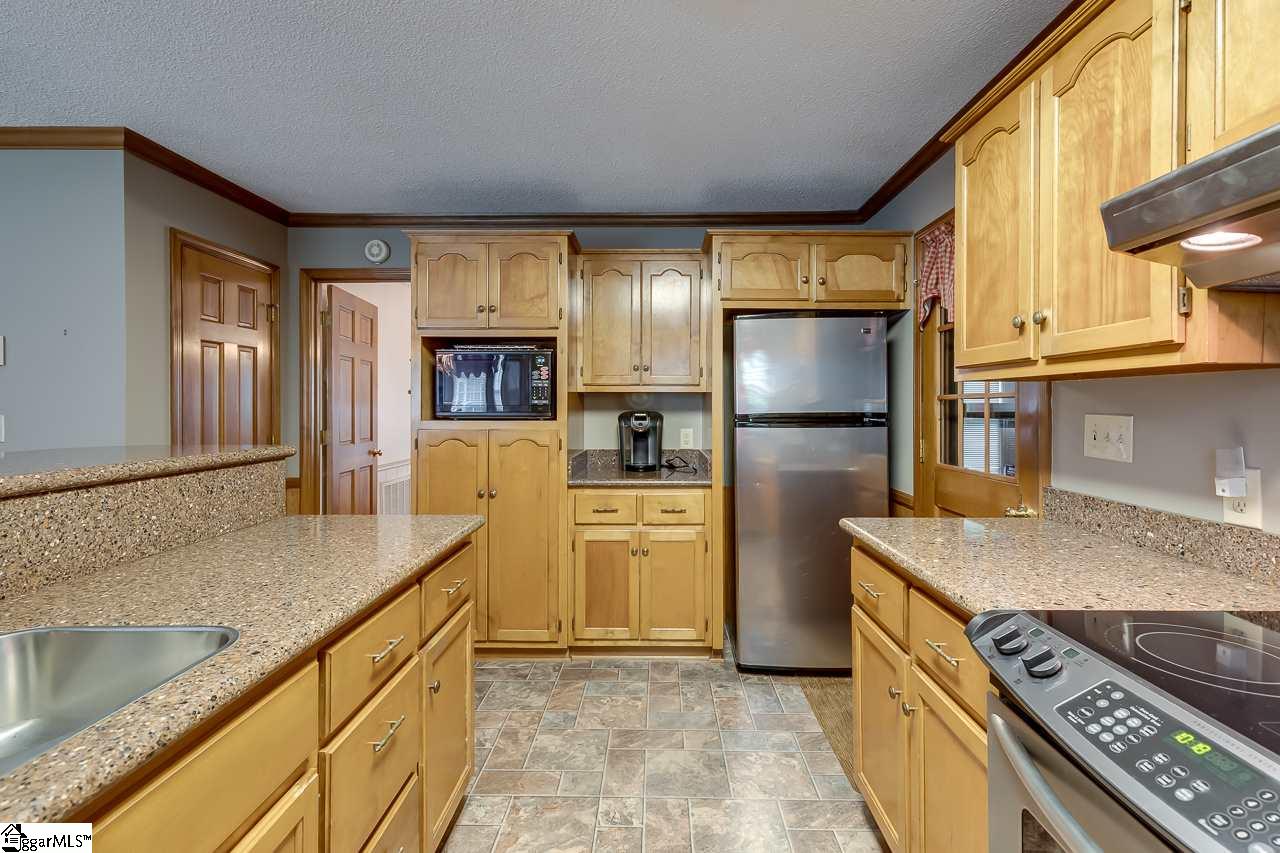 802 Huntington Road Easley, SC 29642 - Photo 11 of 36 Gallery Image 11