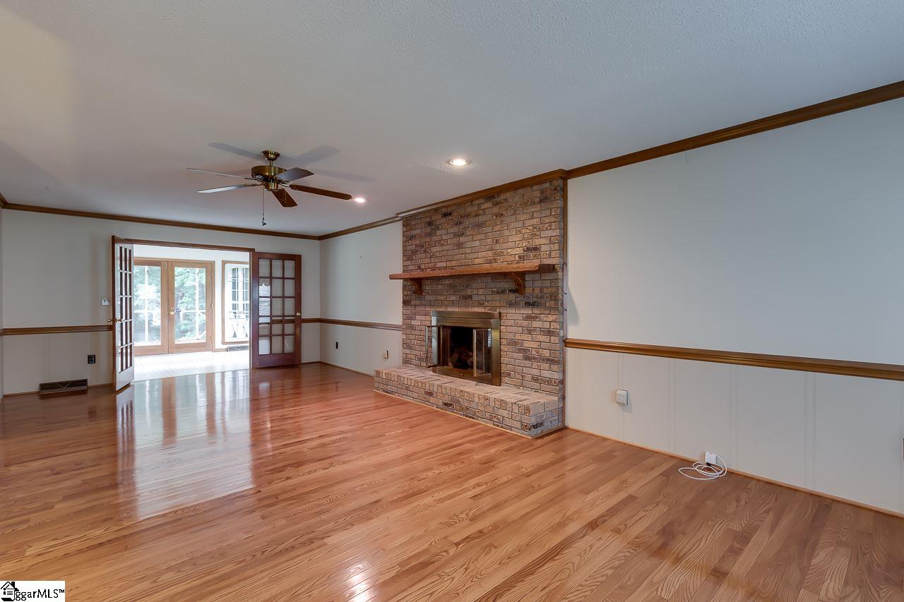 802 Huntington Road Easley, SC 29642 - Photo 6 of 36 Gallery Image 6