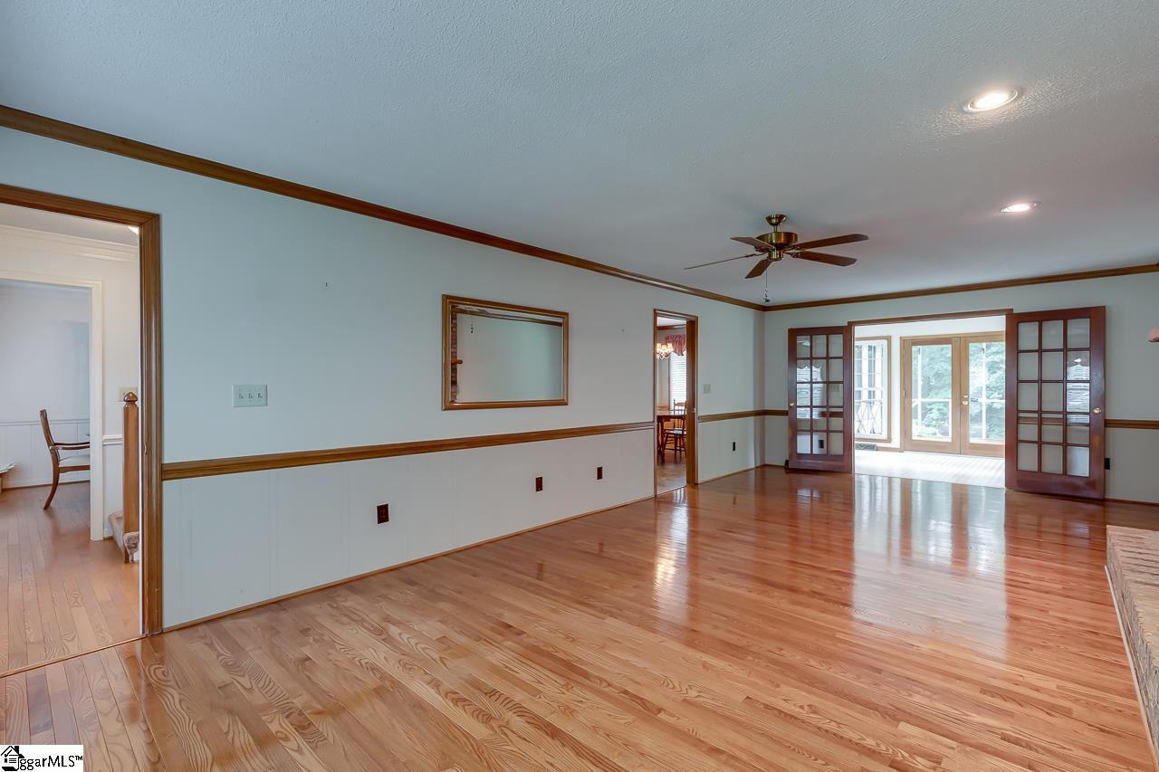 802 Huntington Road Easley, SC 29642 - Photo 8 of 36 Gallery Image 8