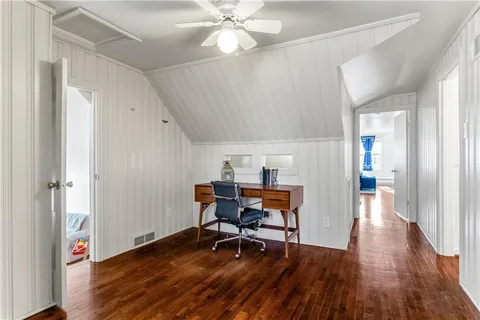 $775,000 | 3409 West 71st Street, Prairie Village, KS 66208