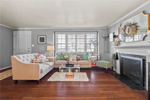 $775,000 | 3409 West 71st Street, Prairie Village, KS 66208