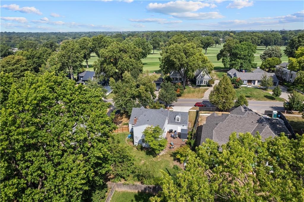 3409 West 71st Street Prairie Village, KS 66208 - Photo 5 of 9