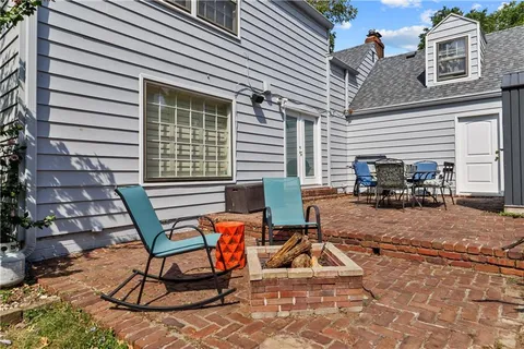 $775,000 | 3409 West 71st Street, Prairie Village, KS 66208